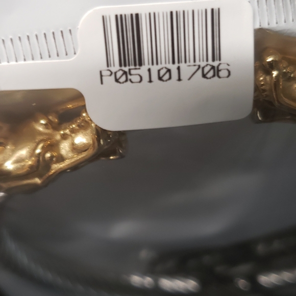 Two-Tone Dragon Heads Stainless Steel Bangle - Picture 6 of 7